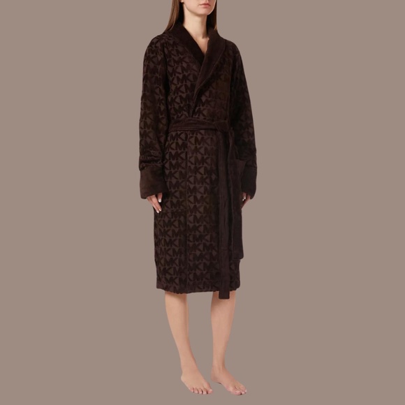 Michael Kors Logo Cotton Terry Robe - Picture 2 of 15